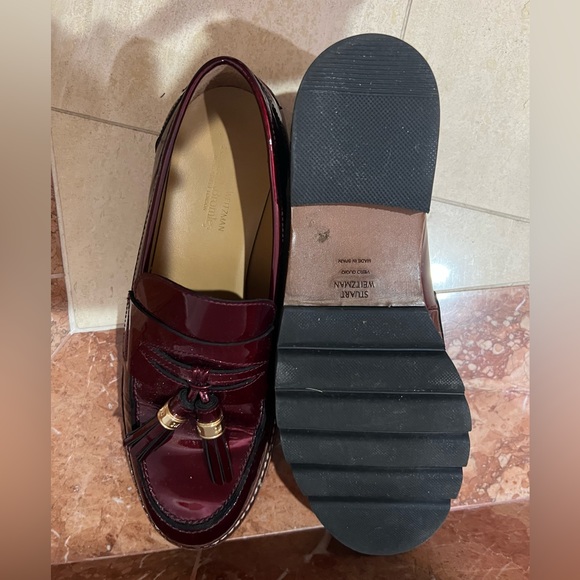 Stuart Weitzman x Russell & Bromley Red Patent Leather Shoes - Picture 3 of 3